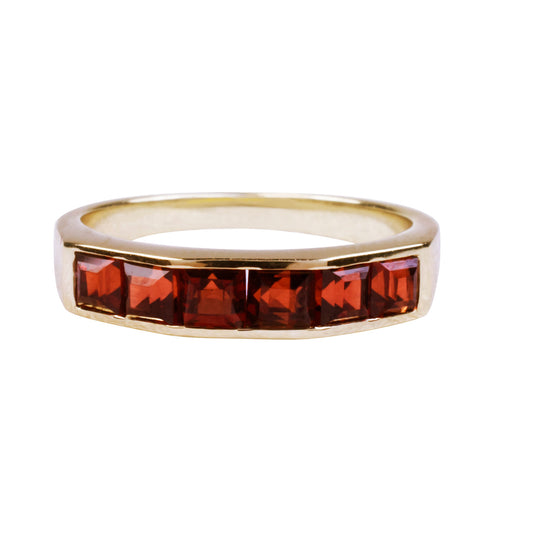 14k Garnet Stud Square Band Ring